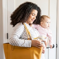 Medela Harmony Manual Breast Pump images 0