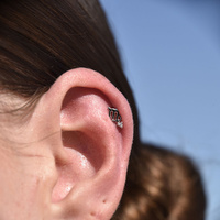 Culturesse Virgo Helix Screw Back Earring (Silver Single Piece) images 0