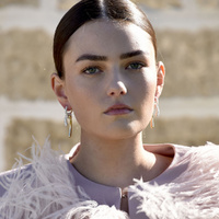 Culturesse Aviva Two Tone Diamante Knot Earrings images 0