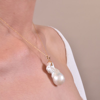 Culturesse Nature's Craft Giant Baroque Pearl Pendant Necklace images 0