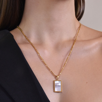Culturesse Chande Mother Of Pearl Pendant Necklace images 0