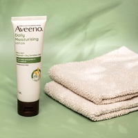 Aveeno Nourish Daily Moisturising Lotion 71mL images 1