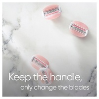 Gillette Venus Comfortglide White Tea Blade Refills 4 Pack images 1
