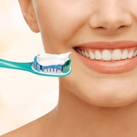 Colgate 360° Whole Mouth Clean Toothbrush Soft images 1