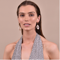 Culturesse River Freshwater Pearl Hoop Earrings images 1