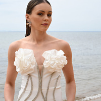 Culturesse Jolean Sculptured Flower Statement Earrings (Silver) images 1