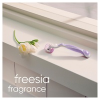 Gillette Venus Comfortglide Freesia Blade Refills 4 Pack images 2