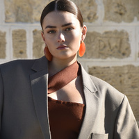 Culturesse Raya Bold Arc Resin Drop Earrings (Sunset Peach) images 2