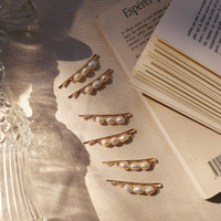 Culturesse Evangeline Freshwater Pearl Hair Clip Set images 2