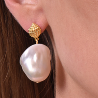 Culturesse Aquaria Mediterranean Baroque Pearl Earrings images 3
