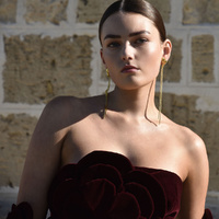 Culturesse Lucian Gold Heart String Earrings images 3