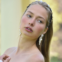 Culturesse Angelica Runway Pearl Splash Earrings (my ears are pierced) images 3