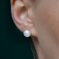 Culturesse Ora Freshwater Pearl Stud Earrings (Gold Posts) images 3