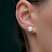 Culturesse Ora Freshwater Pearl Stud Earrings (Silver Posts) images 3