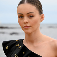 Culturesse Virgo Artisan Zirconia Pavé Stud Earrings (Gold) images 3