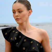 Culturesse Capricorn Artisan Zirconia Pavé Stud Earrings (Gold) images 4