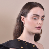 Culturesse Valeria Baroque Pearl Drop Earrings images 4