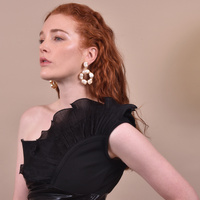 Culturesse Laurent 22K Luxury Baroque Pearl Hoop Earrings images 5
