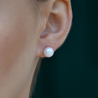 Culturesse Ora Freshwater Pearl Stud Earrings (Gold Posts) images 5