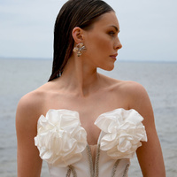 Culturesse Jolean Sculptured Flower Statement Earrings (Silver) images 5