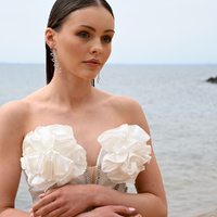 Culturesse Haven Artisan Sculptured Heart String Earrings (Silver) images 5