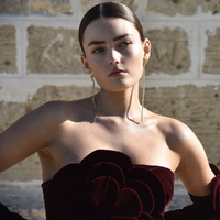 Culturesse Lucian Gold Heart String Earrings images 6