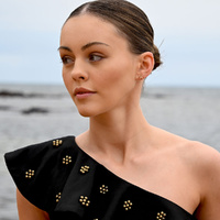 Culturesse Pisces Artisan Zirconia Pavé Stud Earrings (Gold) images 6