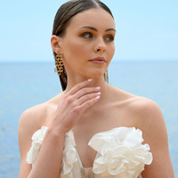 Culturesse Lenore Sculptured Loop Mesh Earrings (Gold) images 7