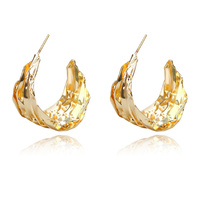 Culturesse Raphaella 24K Sculpture Curve Earrings