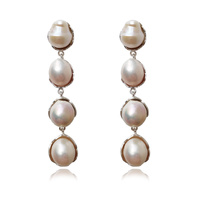 Culturesse Esmerelda Luxury Baroque Pearl Earrings - Silver