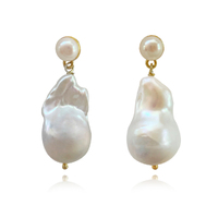 Culturesse Cassandra Baroque Pearl Drop Earrings (New Edition)