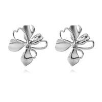 Culturesse Jolean Sculptured Flower Statement Earrings (Silver)