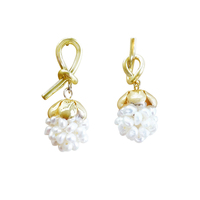 Culturesse Linnet Pearl Bouquet Mismatching Earrings 