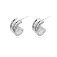 Culturesse Hani Silver Curved Earrings 