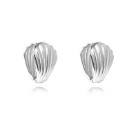 Culturesse Esmarie Twin Clam Huggie Earrings (Silver)
