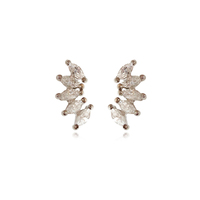 Culturesse Aliz Zircon Arch Stud Earrings (Silver)