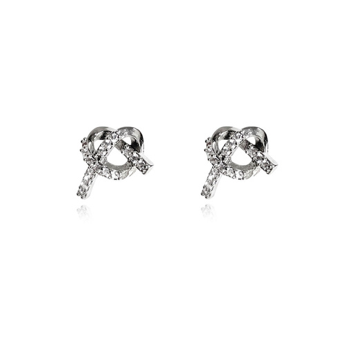 Culturesse Amoris Diamante Knot Stud Earrings (Silver)